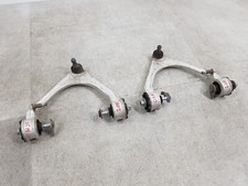 PAR DE BRAZOS DE SUSPENSIÓN DELANTERA SUPERIOR WISHBONE JAGUAR XE X760