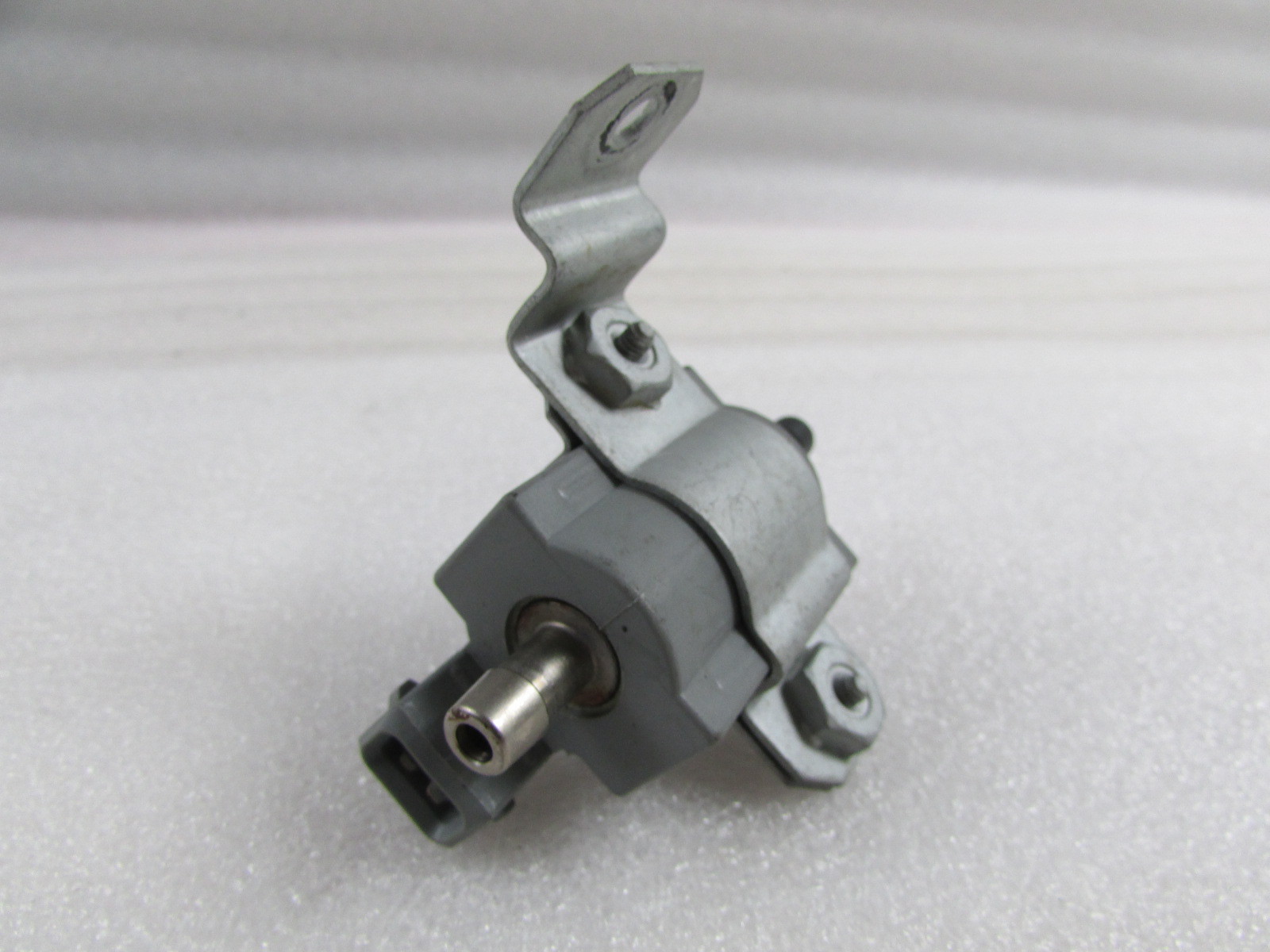 Ferrari 360, Exhaust Vacuum Solenoid Valve, Used, P/N 178309