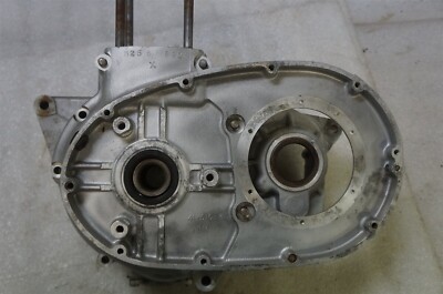 BSA B25 250 STARFIRE 1968 ENGINE CASES /VB14/