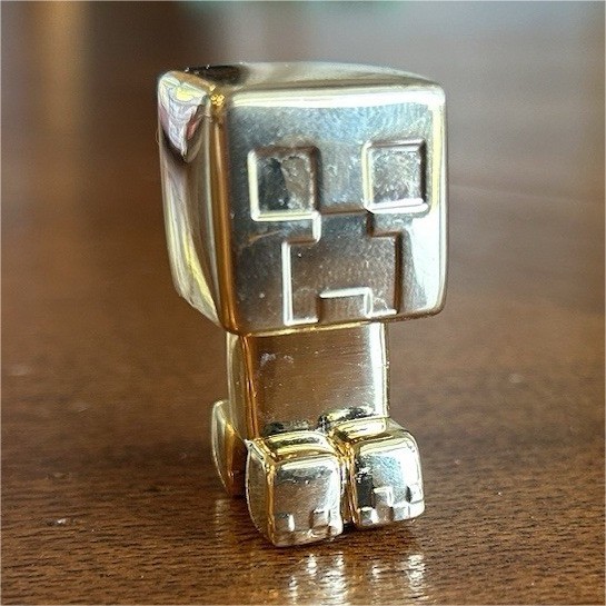 Minecraft Mine Kit 金メッキ クリーパー レア 1/48 RARE Gold Plated Creeper Minecraft Mine Kit 1/48 w/ Serial Number