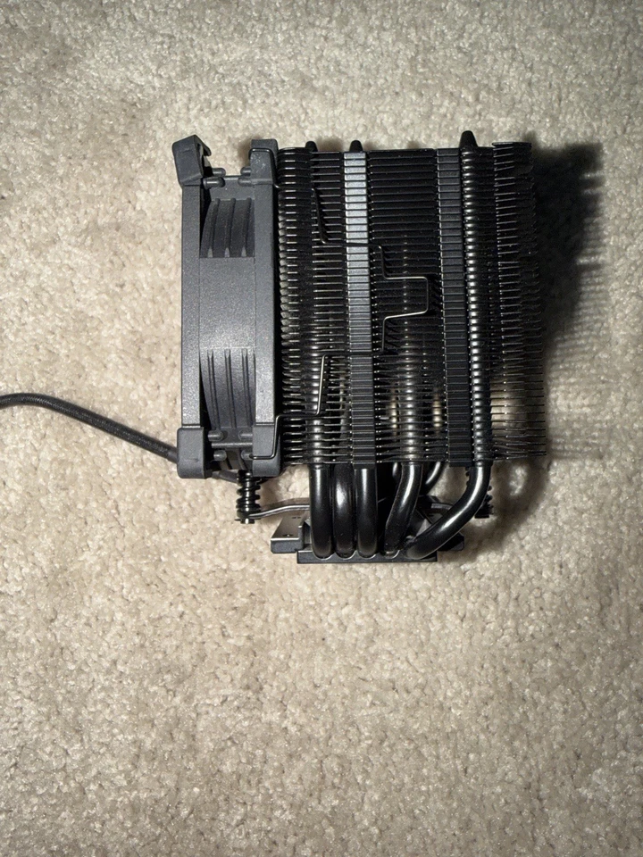 Noctua NH-U9S chromax.Negro, 92mm Enfriador CPU de una sola torre (Negro)  Foto 2 de 4