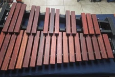 Ludwig Musser LMXYLO2 - 2.5 Octave Padauk Xylophone Kit 32 Bars w/Bag & Stand