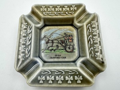 Vintage Wade irischer Aschenbecher Kleeblatt Jagd Autoszene Irland