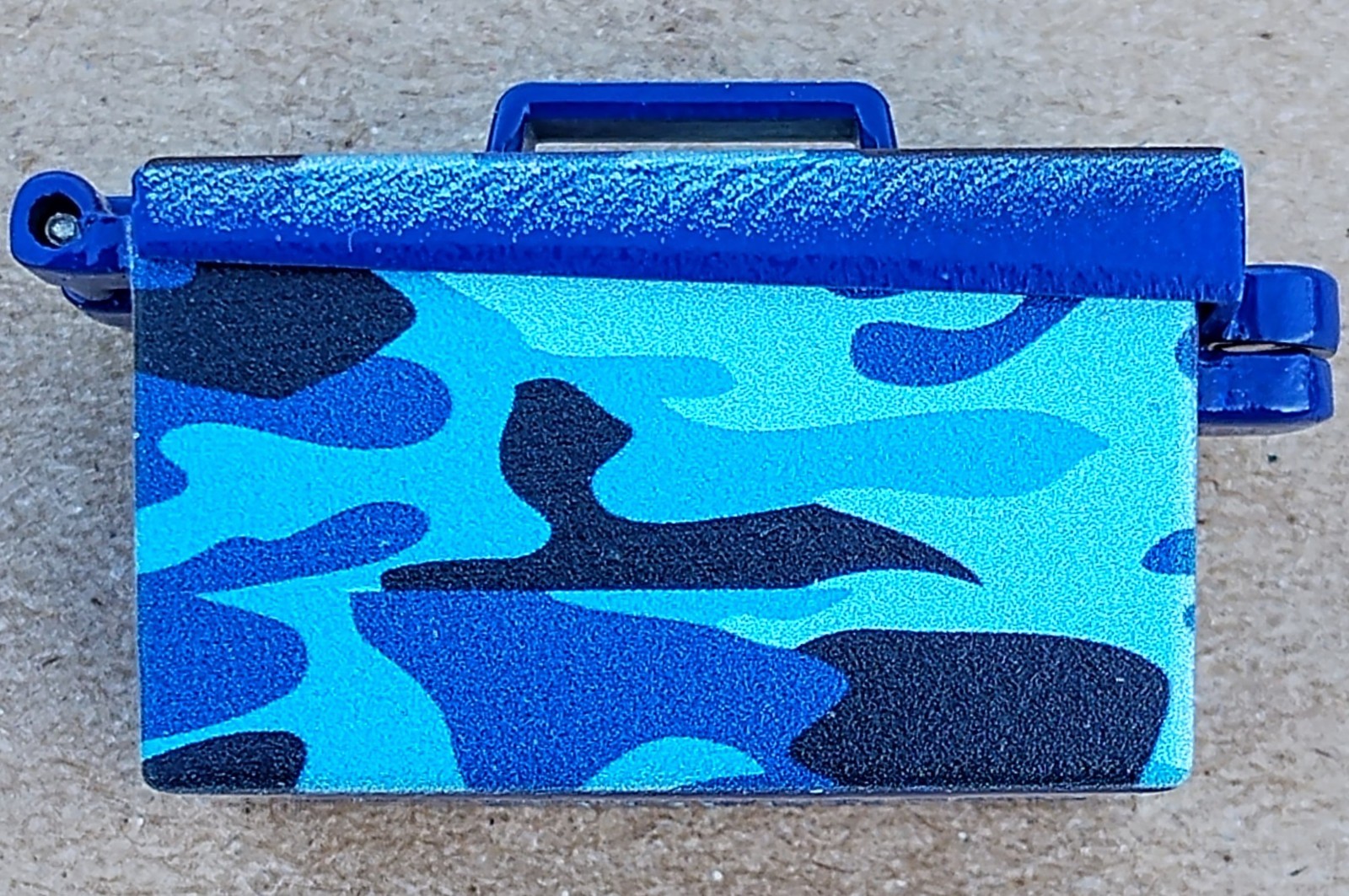 Snag the Tag 3D Ammo Can Geocoin - Ocean Blue - Activated & Adoptable - TBAVEBW