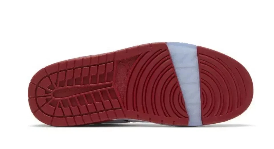 Jordan Nu Retro 1 Bajo - DV5141-601 - Rojo Universitario/Negro-Blanco Talla 10.5 Foto 4 de 4
