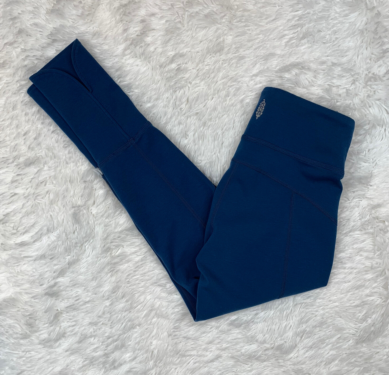 Free People FP Movement Womens Crop Leggings Size XS Blue Running Cotton Nylon
