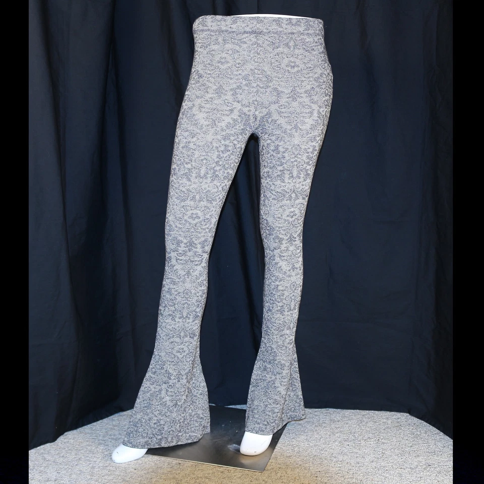 Pantalones Legging FREE PEOPLE Metálicos Plateados Negros Paisley Mujer Acampanados Talla PS Foto 4 de 4