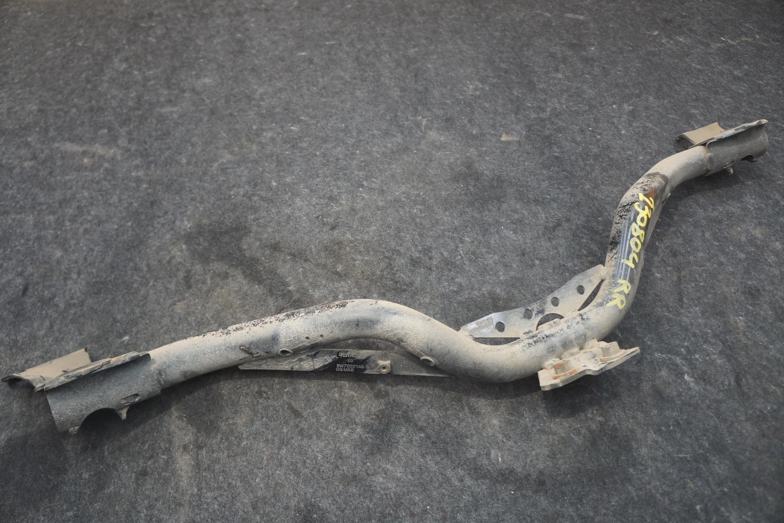 Subframe Strut Brace Crossmember Bracket 3W7823183G Bentley Continental GTC 2016