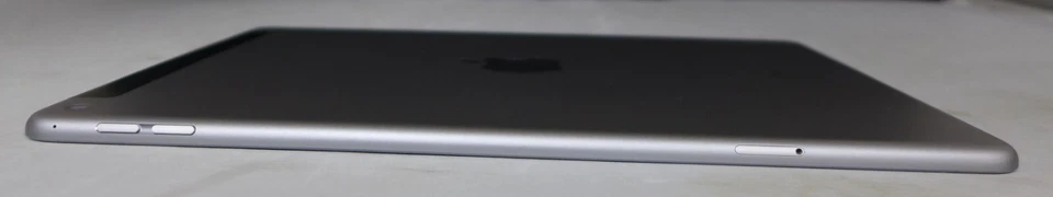 Apple Ipad Air 2(Wifi+Cellular),Space Gray, 9.7",16GB- Battey problem - Image 3 of 4