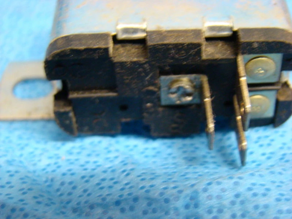 1983 84 85 86 87 AMC Eagle Concord relé de chifre feito nos EUA fabricante de equipamento original - Imagem 2 de 4