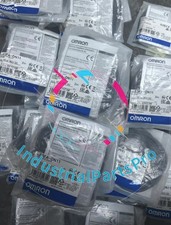 1PC New  Omron  E3FA-DN11  Photoelectric Sensor  In  Box  E3FA-DN11