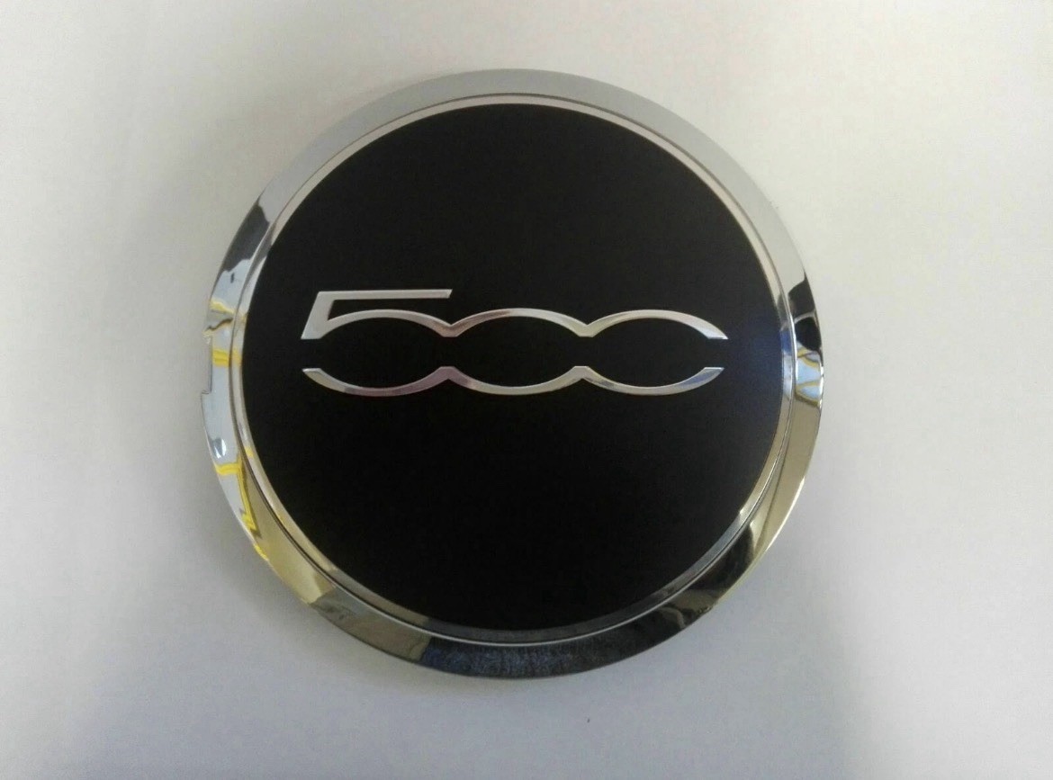 4 TAPPI COPRIMOZZI RUOTA FIAT 500 500L 135mm LOGO STEMMA PER CERCHIO IN LEGA foto 3