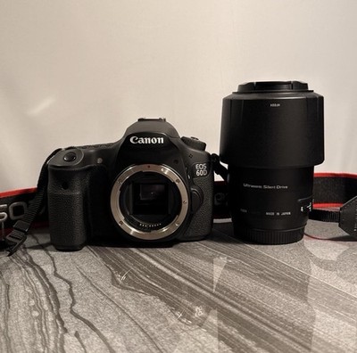 Canon EOS 60D DSLR camera - with Tamron 70-300mm lens - Works Great