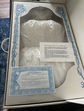 Custom wedding dress size 6 to 8, includes wreath, veil and shoes