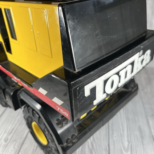 TONKA MIGHTY 768 TRUCK STEEL CRANE CLASSICS - HASBRO INC 1999 - VINTAGE - Picture 7 of 24