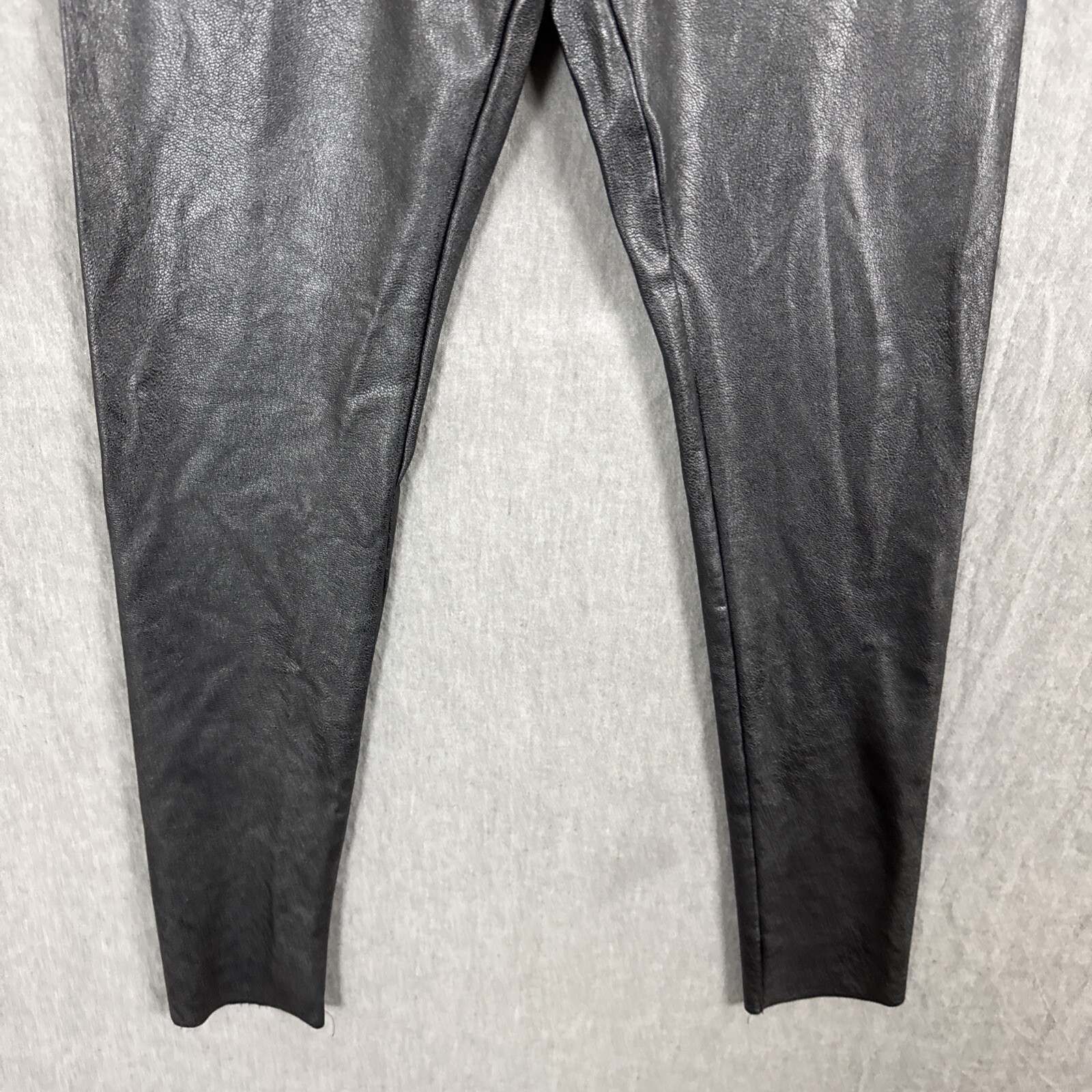 Commando Women's Size Medium Solid Black Faux Lea… - image 5