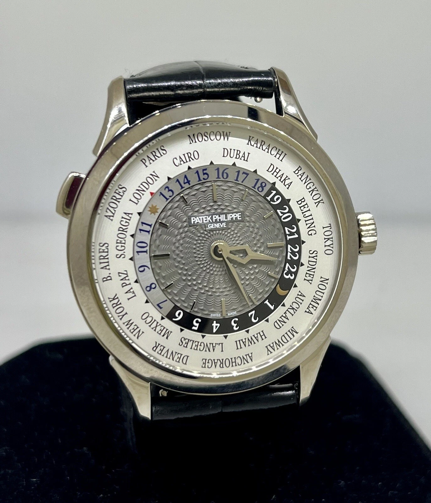 Patek Philippe — Patek Philippe World Time White Gold Automatic Men's Watch 5230G
