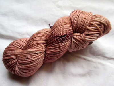 Ein Strang Madelinetosh Tosh DK Copper Pink Wolle Handgefärbt Merinowolle