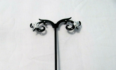 NEW METALLIC SILVER CHRISTMAS BOW STUD PIERCED EARRINGS