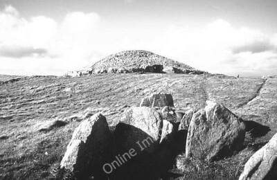 Photo 6x4 Slieve na Calliagh Millbrook/N5577 One of the enormous cairns, c2001