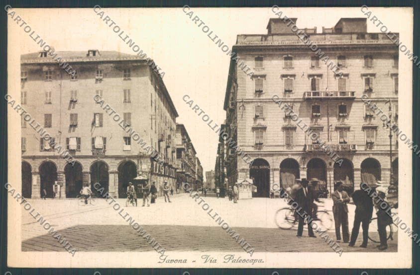 Foto 1 di 2