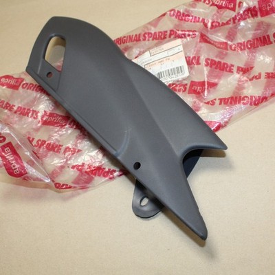 KETTENSCHUTZ OBEN GRAU 650 PEGASO 1997-2000 NEU APRILIA AP8138750