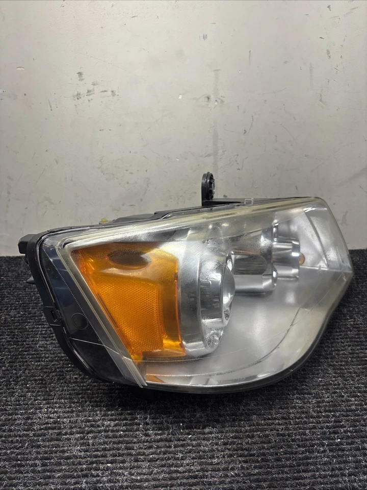Faro xenón lado derecho pasajero Chrysler Town & Country 2008-2016 OEM *LEER Foto 2 de 4