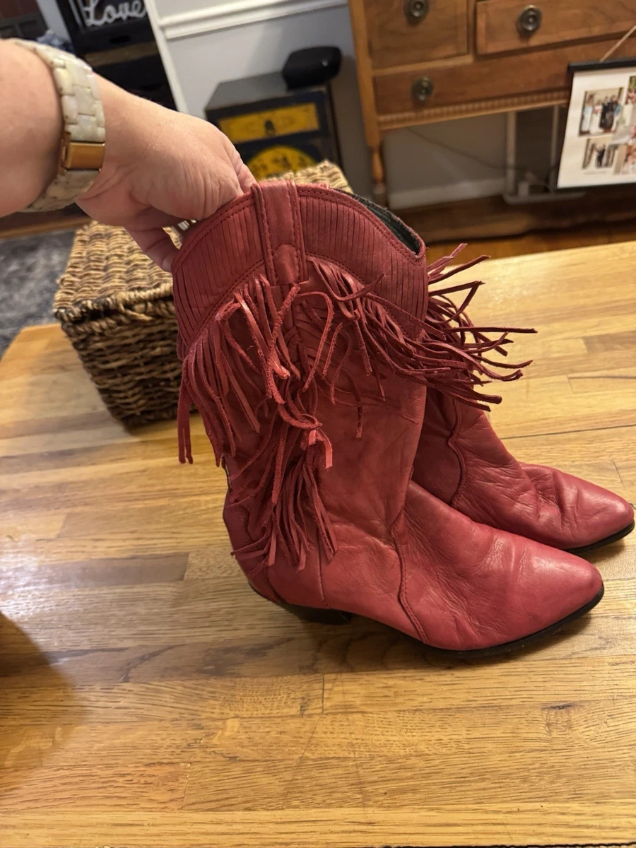 Laredo Red Low (1-1.9 in) Heel Height Boots for Women for  display picture 3