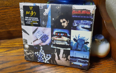Achtung Baby [Deluxe Edition, 20th Anniversary] by U2 (2CD, Oct-2011) NEW HH198