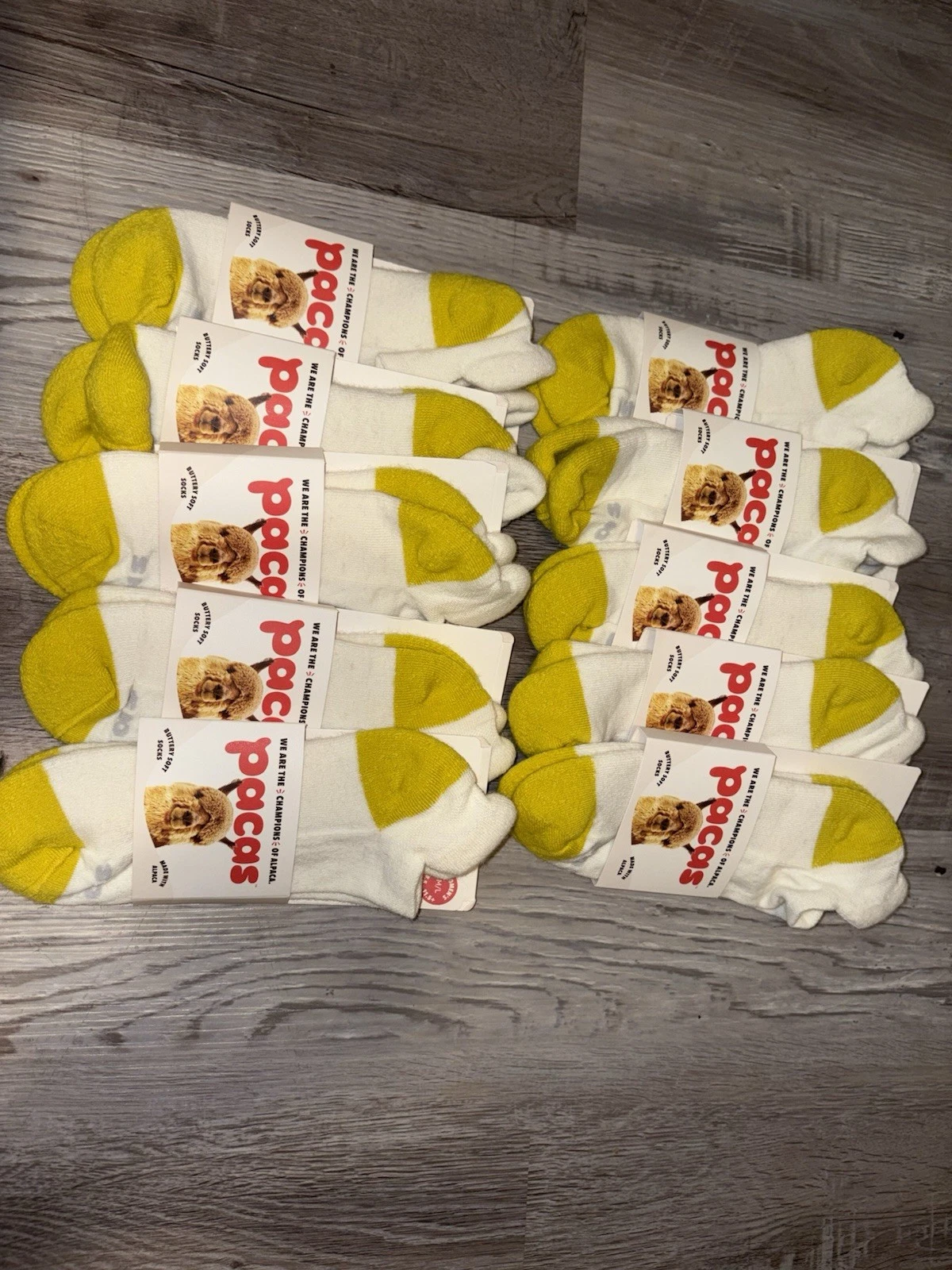Women’s Low Cut Pacas Socks Medium/Large White Yellow