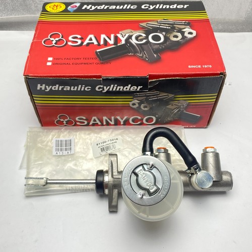 Suzuki Jimny LJ80 LJ80Q LJ80V NEW Brake Master Cylinder Assy 51100-73210 - Picture 2 of 10