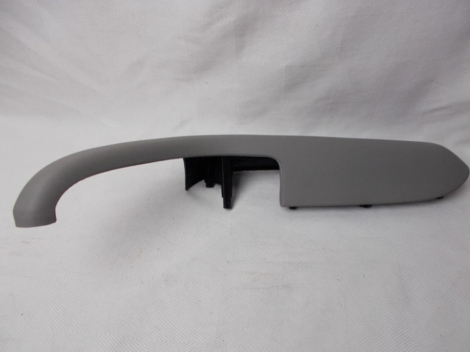 LH Rear Door Armrest NOS 8E0867373 W23 fits; Audi A4 2002-2008 - Image 4 of 4