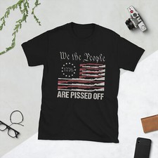 Camiseta manga larga We the People Are Pissed Off vintage bandera de Estados Unidos armas
