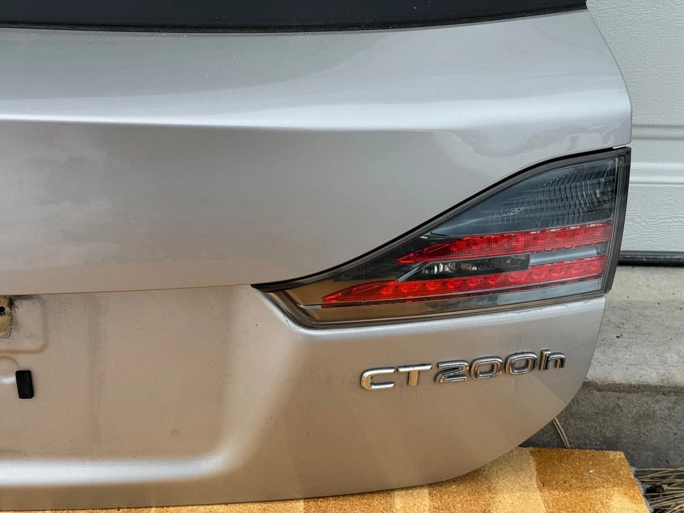 Puerta levadiza LEXUS CT200h puerta trasera escotilla carcasa OEM 2011-2017 * Foto 4 de 4