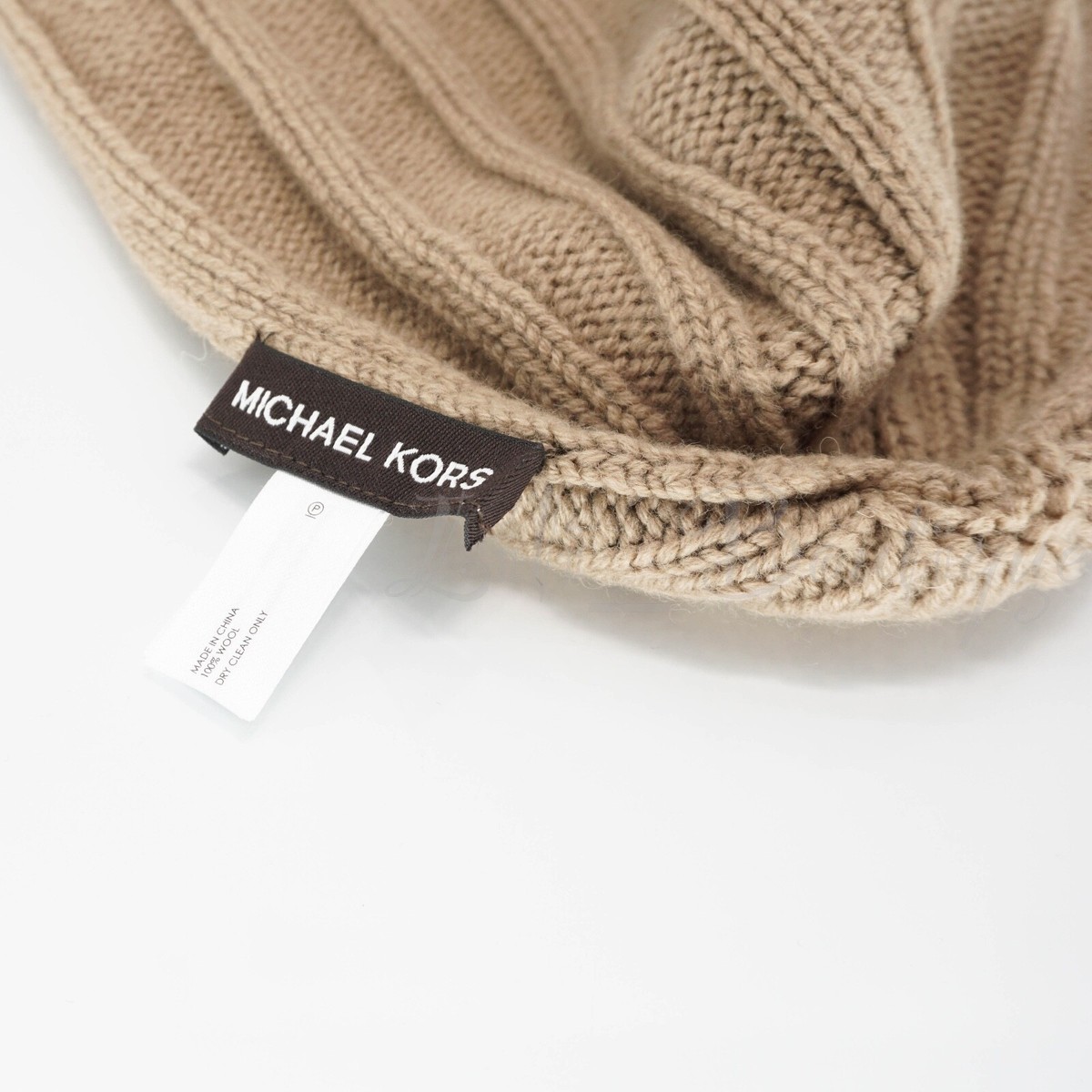 Michael Kors Gray Knit beanie Hat. New without tags. New, Without Tags, Black Michael Kors Knit | Mercari main image 2