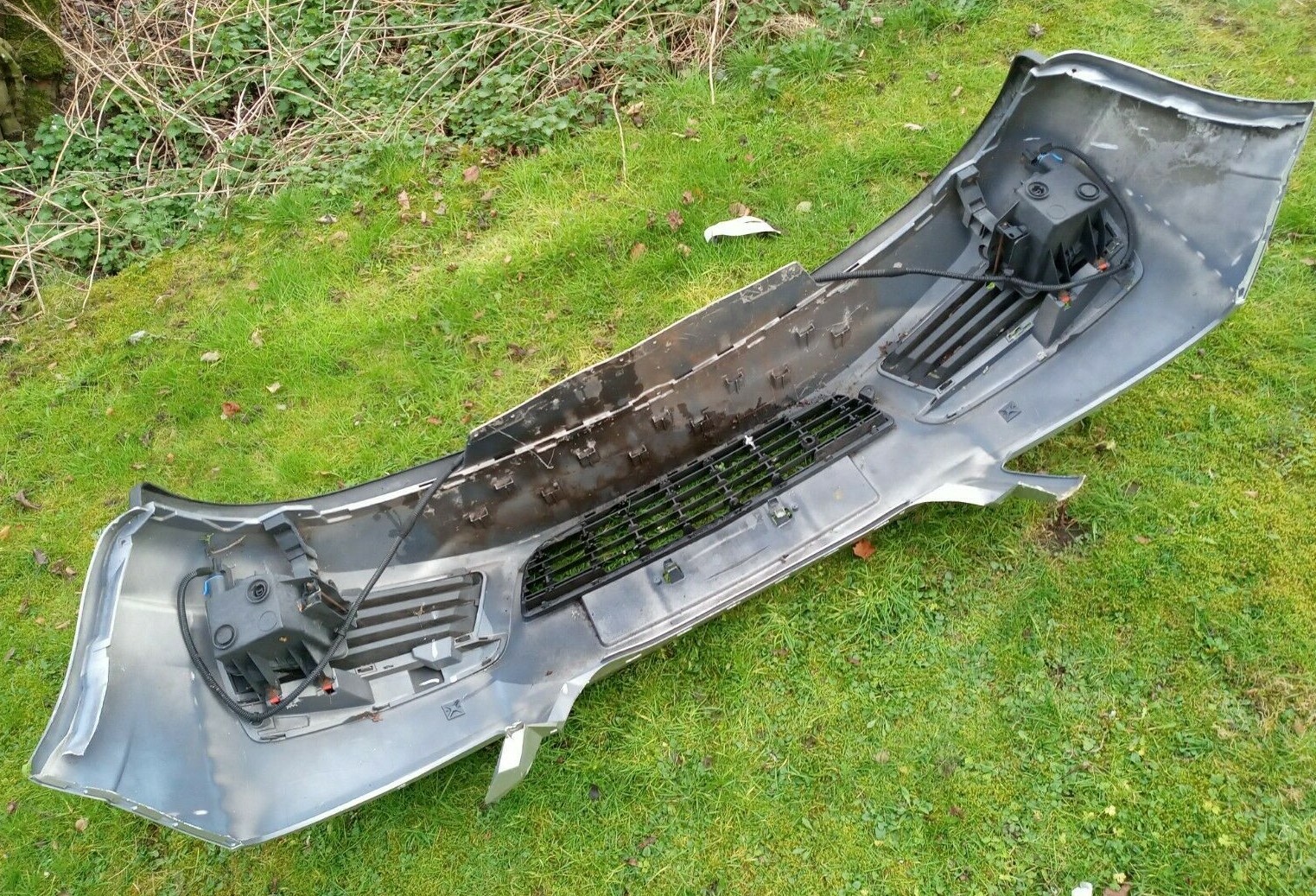 VAUXHALL ZAFIRA 20082014 FRONT BUMPER GREY GENUINE PART 325769024 eBay