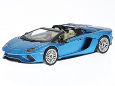 Lamborghini Aventador S Roadster 2017 blue diecast modelcar in showcase 1:43