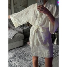 GOLD LABEL Victorias Secret Silk-Look Ivory Kimono Robe with Self Tie Belt