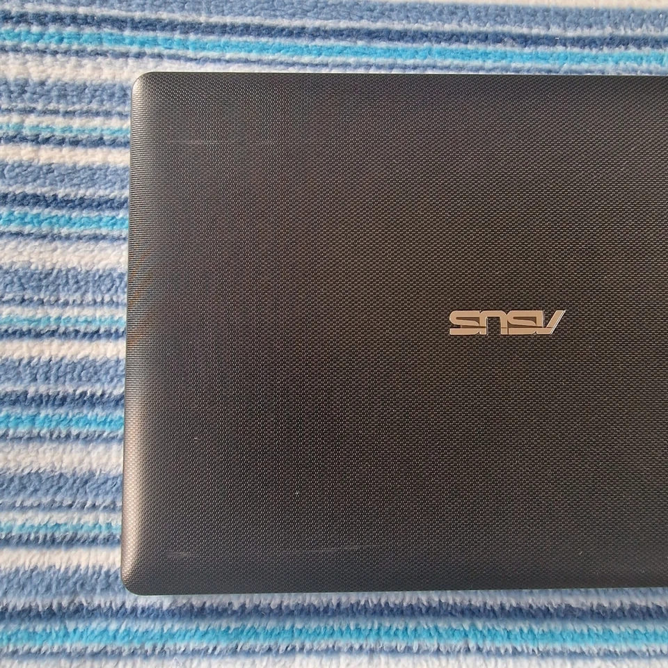 Asus X102B Touchscreen laptop ,AMD A4, 10.1" , NO HDD, TESTED TO BIOS ONLY (154) - Image 4 of 4