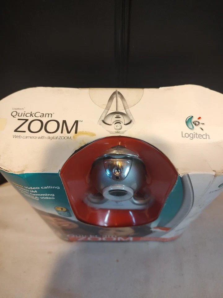 NOS LOGITECH QuickCam Zoom For Live Video Snap Pics & Microphone for Chats - Image 3 of 4