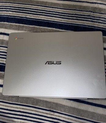 ASUS Chromebook C523N