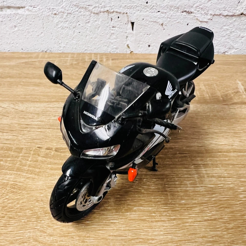 New-Ray Honda CBR 1000 RR 1/12 Diecast Black Silver Model Motorcycle Bike - Image 2 of 4