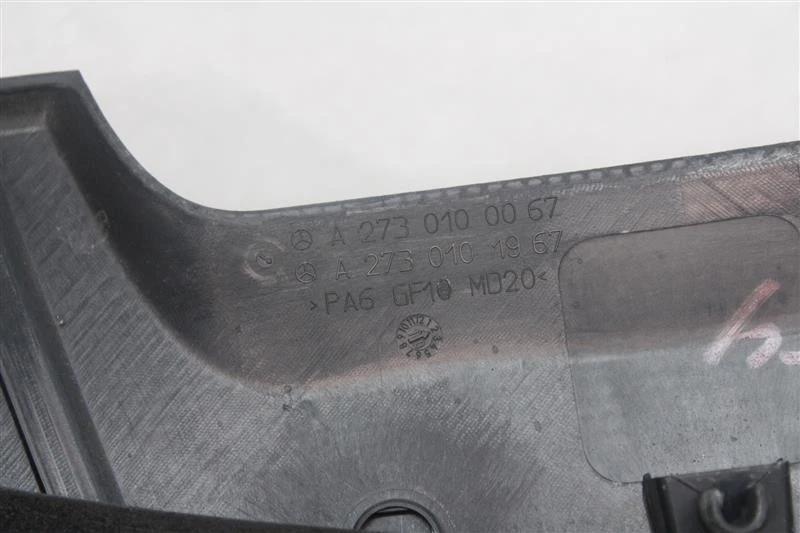 PLASTIC ENGINE COVER Mercedes-Benz CLS550 CLS63 2011 11 A2730100067 1326678 Foto 3 de 4
