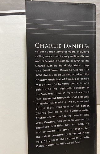 Never Look at the Empty Seats A Memoir Charlie Daniels SIGNED AUTOGRAPH HB Gift - Picture 6 of 24