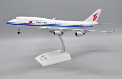 JC Wings XX20052 Air China Boeing 747-400 B-2472 Diecast 1