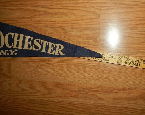Banderín antiguo de lana fieltro vintage Rochester Nueva York - Imagen 3 de 3