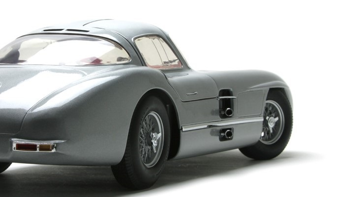 Mercedes Benz1:12LARGE SCALE Race Car Custom Built Metal Body Model18Racing GT