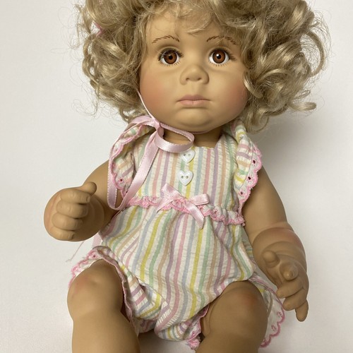 Zook Kids Pat Seacrist J Zook Artist Signed 1988 Beach Baby Girl Doll adorable - Picture 4 of 12