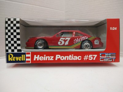 Revell #8634 #57 Heinz Pontiac 1/24 Scale Diecast