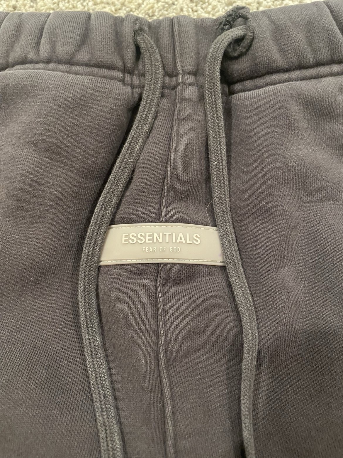 Fear Of God Essentials Sweatpants SS22 1977 IRON (XS FITS LIKE A SMALL)   thumbnail 2